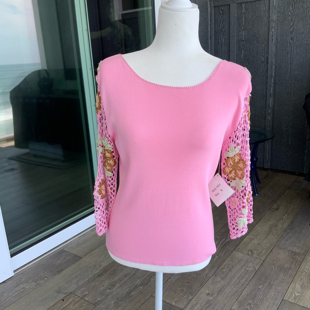 Never Worn Joseph A. Sz.M TopTropical Pink wPink, Mint and Brown Crochet Sleeves